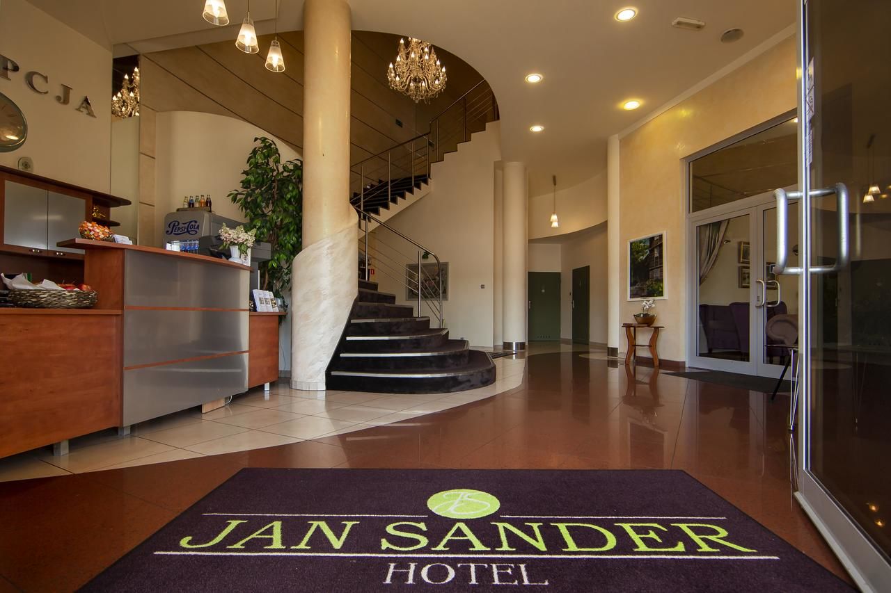 Отель Hotel Jan Sander Александрув-Лудзки